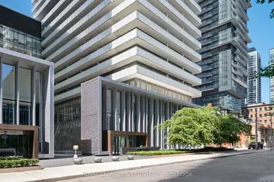 50 Charles Street E PH 02 (5502), Toronto C08, ON M4Y 0C3
