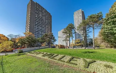 735 Don Mills Road 2707, Toronto C11, On M3c 1t1