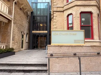 634 Church Street 3806, Toronto C08, On M4y 2g3