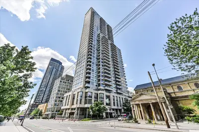 500 Sherbourne Street 907, Toronto C08, On M4x 1l1