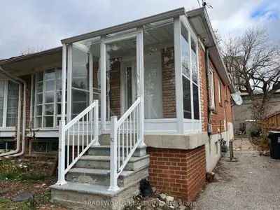 25 Linelle Street, Toronto C07, On M2n 2j4