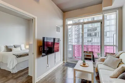 120 Parliament Street 1106, Toronto C08, On M5a 2y8