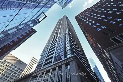 70 Temperance Street 4507, Toronto C01, On M5h 0b1