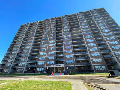 45 Sunrise Avenue 1705, Toronto C13, On M4a 2s3