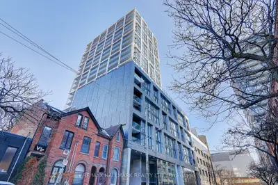 55 Ontario Street 606, Toronto C08, On M5a 0t8