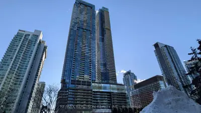 3 Concord Cityplace Way 2612, Toronto C01, On M5v 0x4