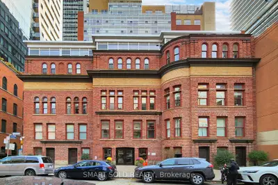 11 St Joseph Street 1612, Toronto C01, On M4y 1j8