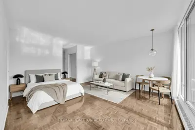 33 Isabella Street 516, Toronto C08, ON M4Y 2P7