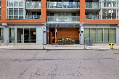 21 Nelson Street 708, Toronto C01, On M5v 1t8