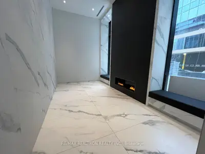 20 Edward Street 619, Toronto C01, On M5g 0c5