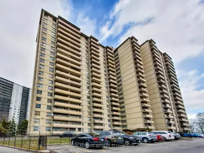 65 Thorncliffe Park Drive 907, Toronto C11, ON M4H 1L2