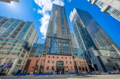 88 Blue Jays Way 2705, Toronto C01, On M5v 0l7