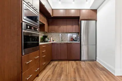 120 Harrison Garden Boulevard 907, Toronto, On M2n 0c2