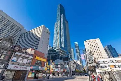 386 Yonge Street 4403, Toronto C01, On M5b 0a5