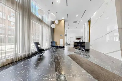 121 Lower Sherbourne Street 1747, Toronto C08, On M5a 4j4
