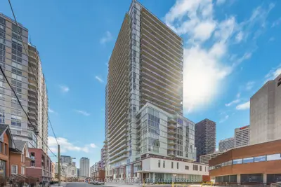33 Helendale Avenue 2404, Toronto C03, On M4r 0a4