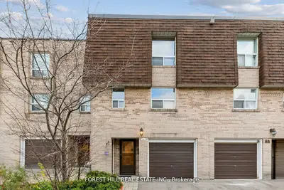 86 Village Greenway, Toronto C15, On, M2j 1k8