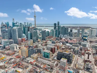 500 Richmond Street W Ph29, Toronto C01, On M5v 3n4
