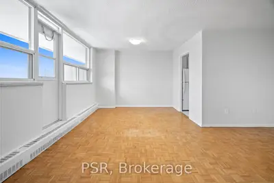 105 Rowena Drive 204, Toronto C13, On M3a 1r2