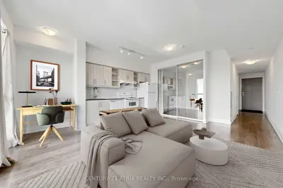 160 Vanderhoof Avenue 607, Toronto C11, On M4g 0b7