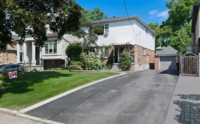 212 Byng Avenue Upper, Toronto C14, On M2n 4l1