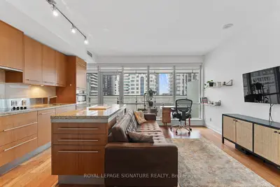 80 John Street 1505, Toronto C01, On M5v 3x4