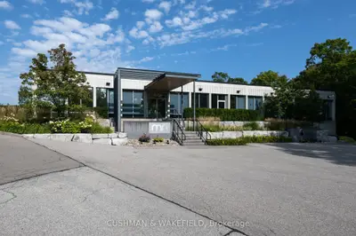 1125 Leslie Street, Toronto C13, On M3c 2k4