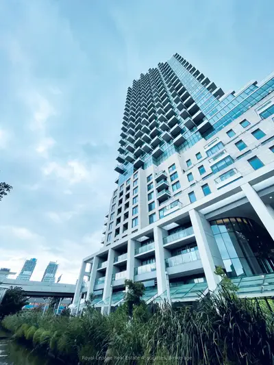 12 Bonnycastle Street 314, Toronto C01, On M5a 0c8