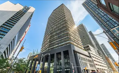 125 Peter Street 1212, Toronto C01, On M5v 0m2