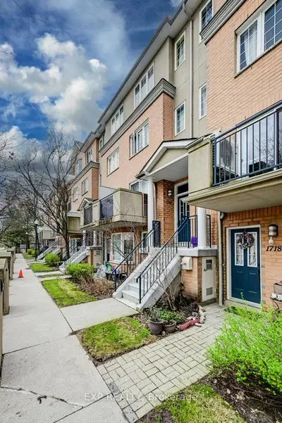 28 Sommerset Way 1716, Toronto C14, On M2n 6w7
