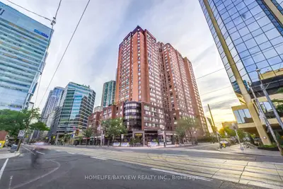 633 Bay Street 222, Toronto C01, On M5g 2g4