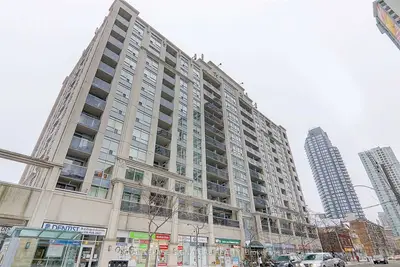 225 Wellesley Street E 1004, Toronto C08, On M4x 1x8