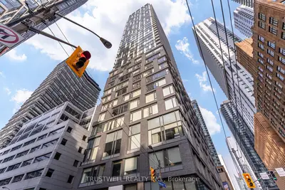 101 Peter Street 1601, Toronto C01, On M5v 0g6
