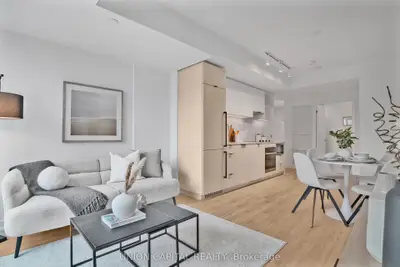 252 Church Street 2711, Toronto C08, On M5b 0e6