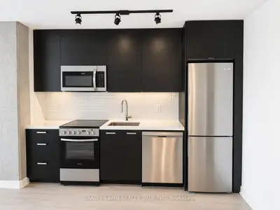 284 King Street E 1303, Toronto C08, On M5a 1k4