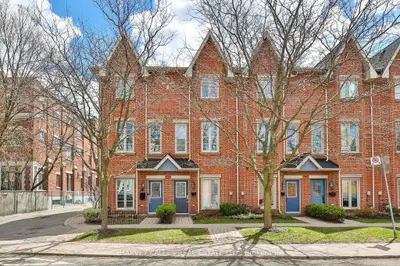 115 Florence Street, Toronto C01, On M6k 1p4