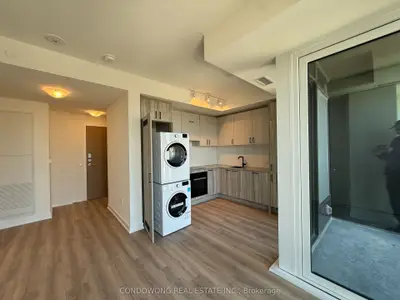 5 Quarrington Lane 1804, Toronto C13, On M3c 0s5