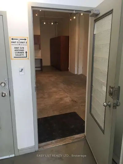198 Walnut Avenue 2, Toronto, On M6j 2n6