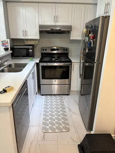 23 Lorraine Drive 310, Toronto C07, On M2n 6z6