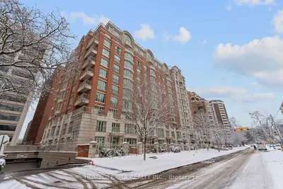 33 Delisle Avenue 610, Toronto C02, On M4v 3c7