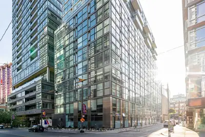 25 Oxley Street 709, Toronto C01, On M5v 2j5