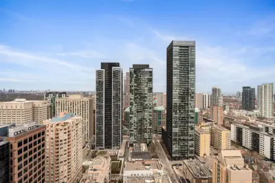 634 Church Street 2706, Toronto C08, On M8x 1e2
