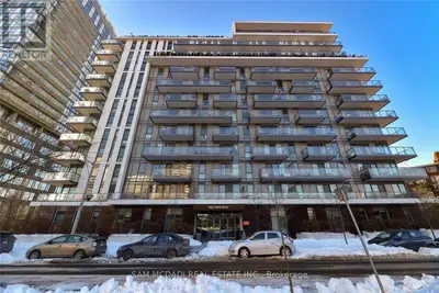 260 Sackville Street 909, Toronto C08, On M5a 0b3
