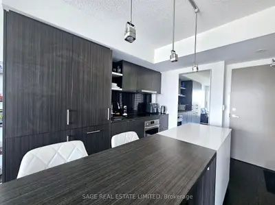 88 Harbour Street 5403, Toronto C01, On M5j 0c3