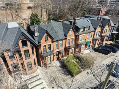 20 Webster Avenue, Toronto, On M5r 1n7