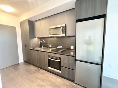 5858 Yonge Street 2726, Toronto C07, On M2m 0c6