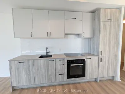 1 Quarrington Lane 3607, Toronto C13, On M3c 0s4