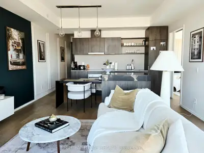 16 Bonnycastle Street Suite 1304, Toronto C08, On M5a 4m6