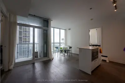 1 Yorkville Avenue 3305, Toronto C02, On M4w 0b1