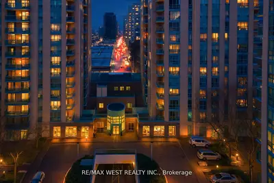 22 Olive Avenue 216, Toronto C14, On M2n 7g6